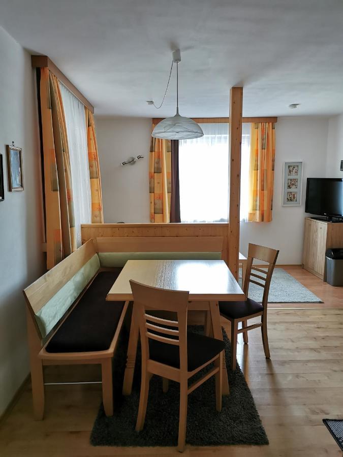 Haus Höll Herta Hallstatt Exterior foto