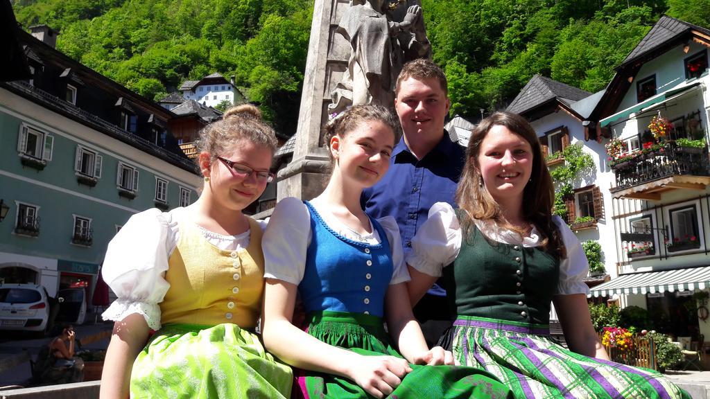 Haus Höll Herta Hallstatt Exterior foto